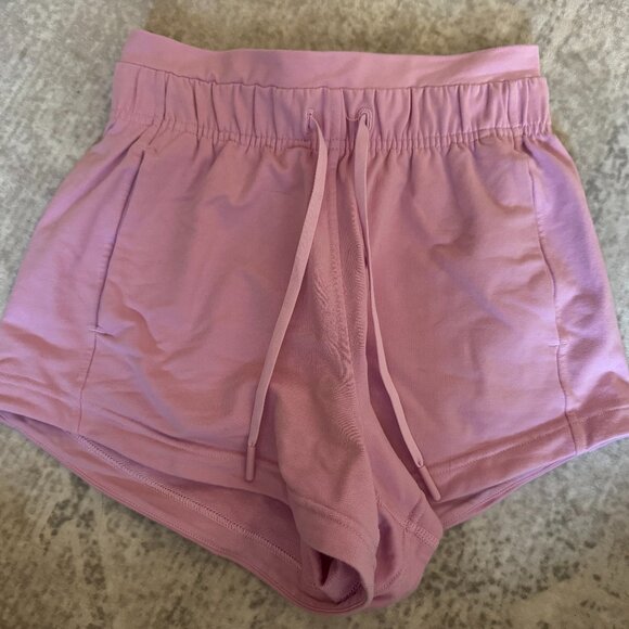 Inner Glow High Rise Short 3" - Picture 1 of 11